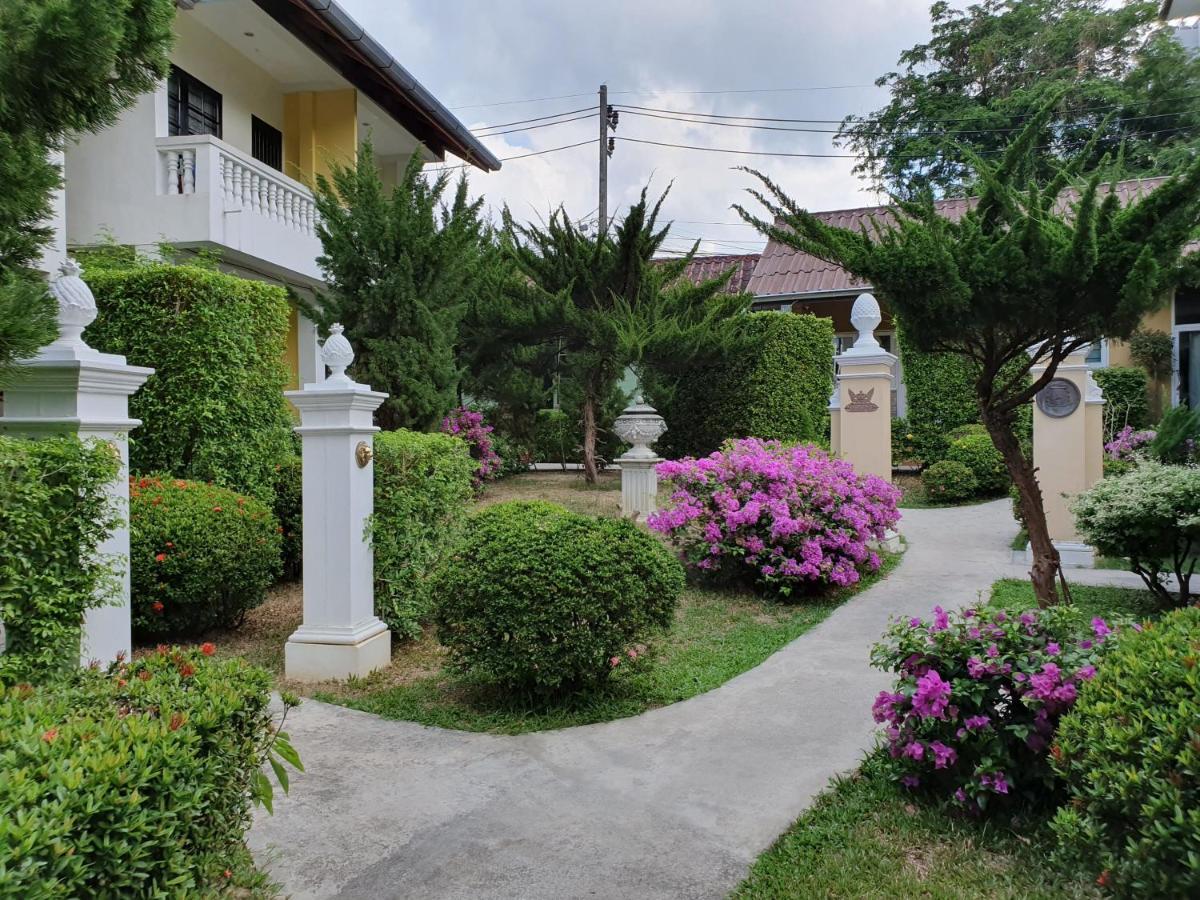 Holiday Village And Natural Garden Resort Karon Exterior foto